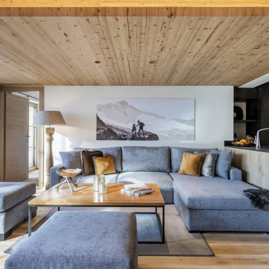 Beautiful contemporary 2 BDR apartment