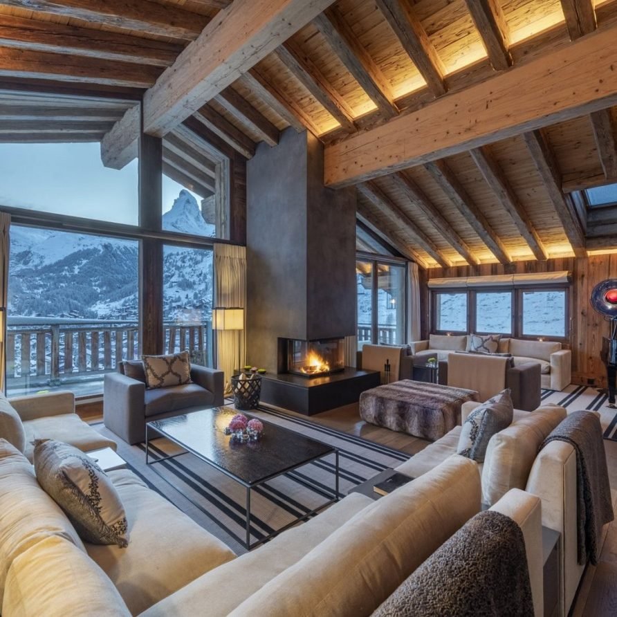 Outstanding and Elegantly Composed Chalet