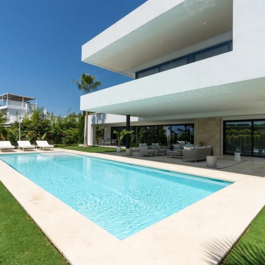Luxury Villa in Nueva Andalucía