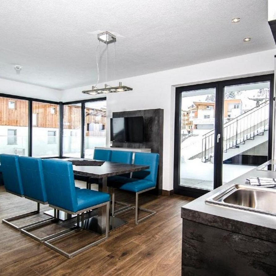 Modern 2 Bedrooms Apartment Next to the Ski Slope – Ideal for 5 Guests