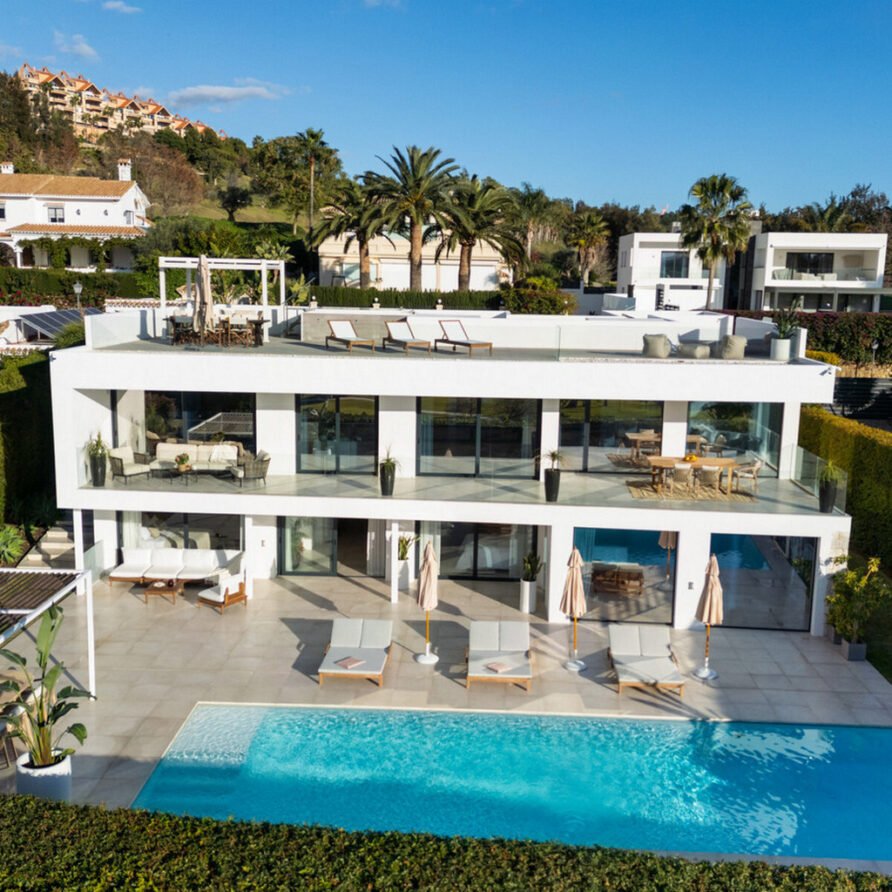 TOP Stunning Villa with private pool MRB019